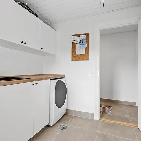 5 Bedroom In Σπίτι διακοπών *