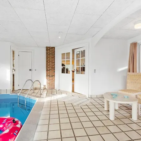 Σπίτι διακοπών 5 Bedroom In
