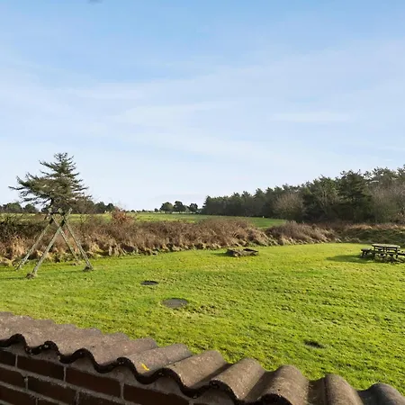 5 Bedroom In 펜션 *